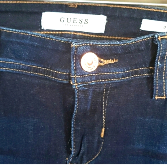 NWOT GUESS Low-Boot Cut - Picture 6 of 6